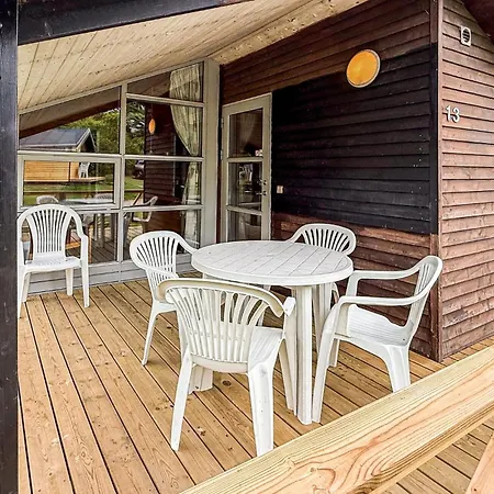 2 Bedroom Cozy In Prázdninový dům Vejle