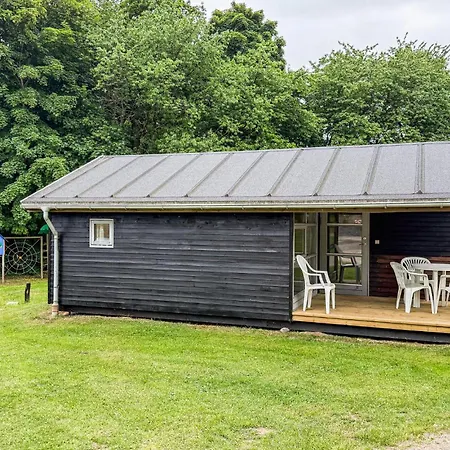 2 Bedroom Cozy In Prázdninový dům